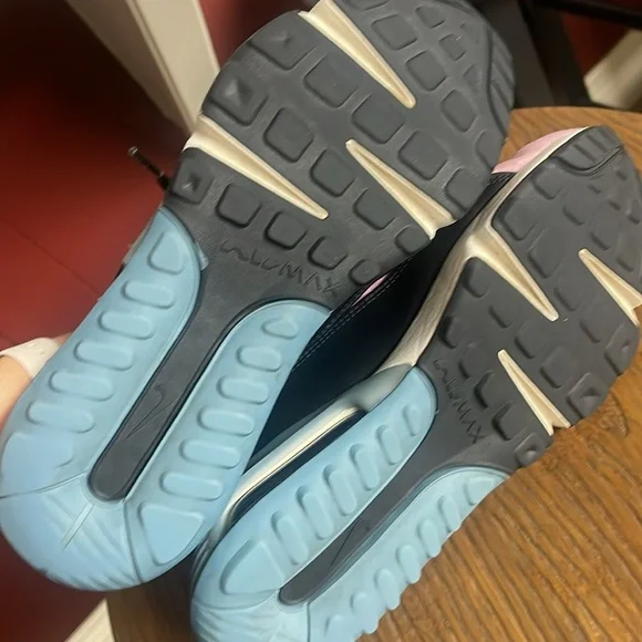 Nike Air Max 2090 pink and black. Used but Great condition! - Picture 12 of 16